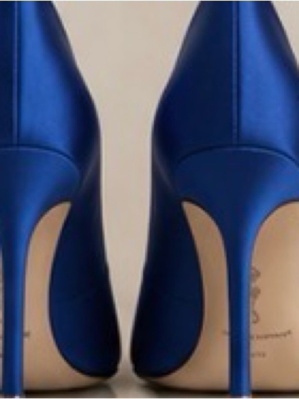 MANOLO BLAHNIK HANGISI 90 – BLUE SATIN JEWEL BUCKLE PUMPS - Picture 4 of 5